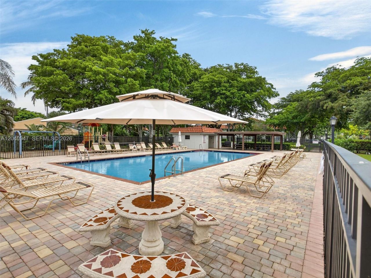 15718 E Waterside Cir , Unit 105, Sunrise, FL 33326 Photo
