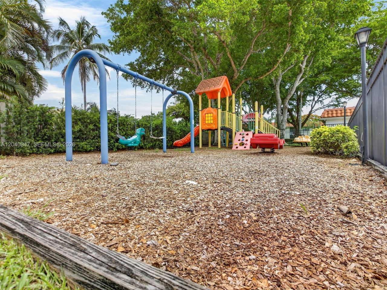 15718 E Waterside Cir , Unit 105, Sunrise, FL 33326 Photo