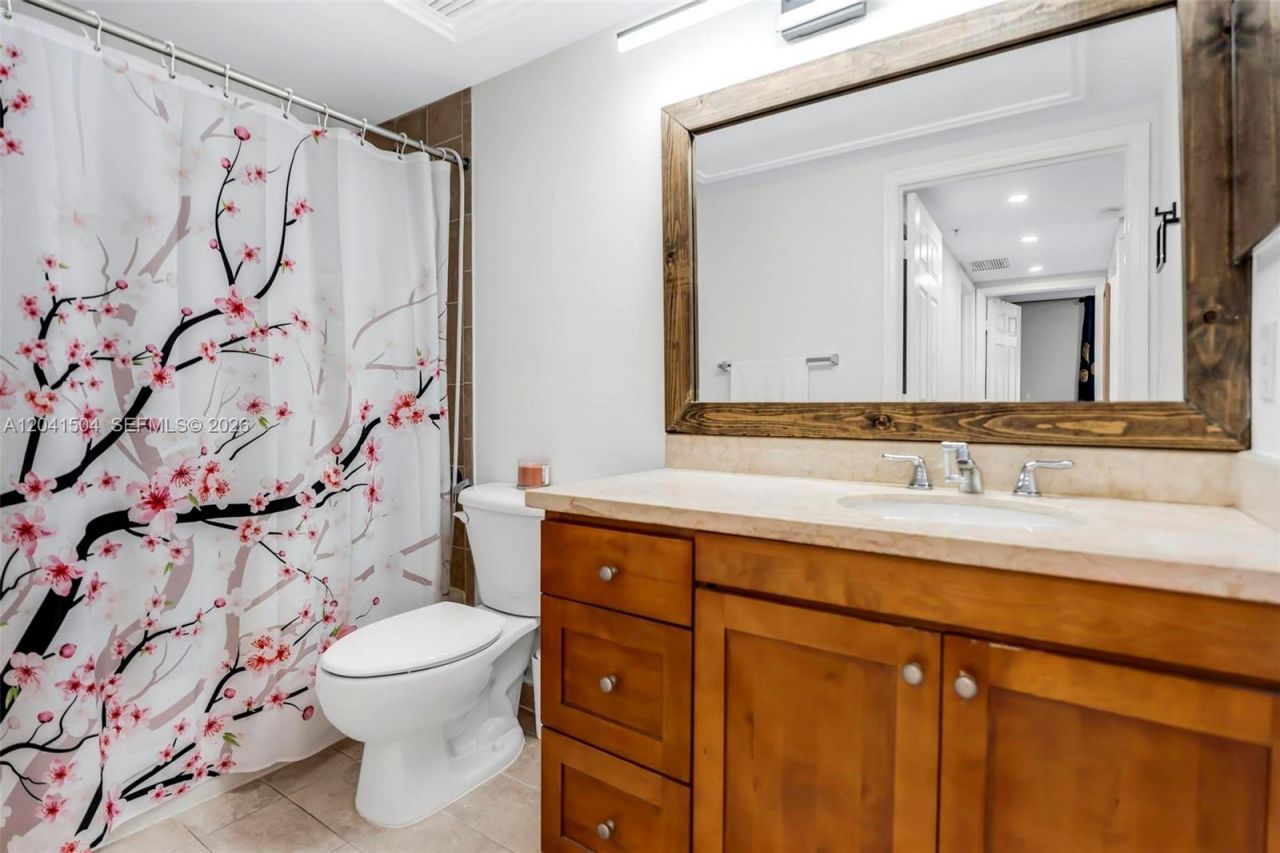 1723 SW 2nd Ave, Unit 607, Miami, FL 33129 Photo