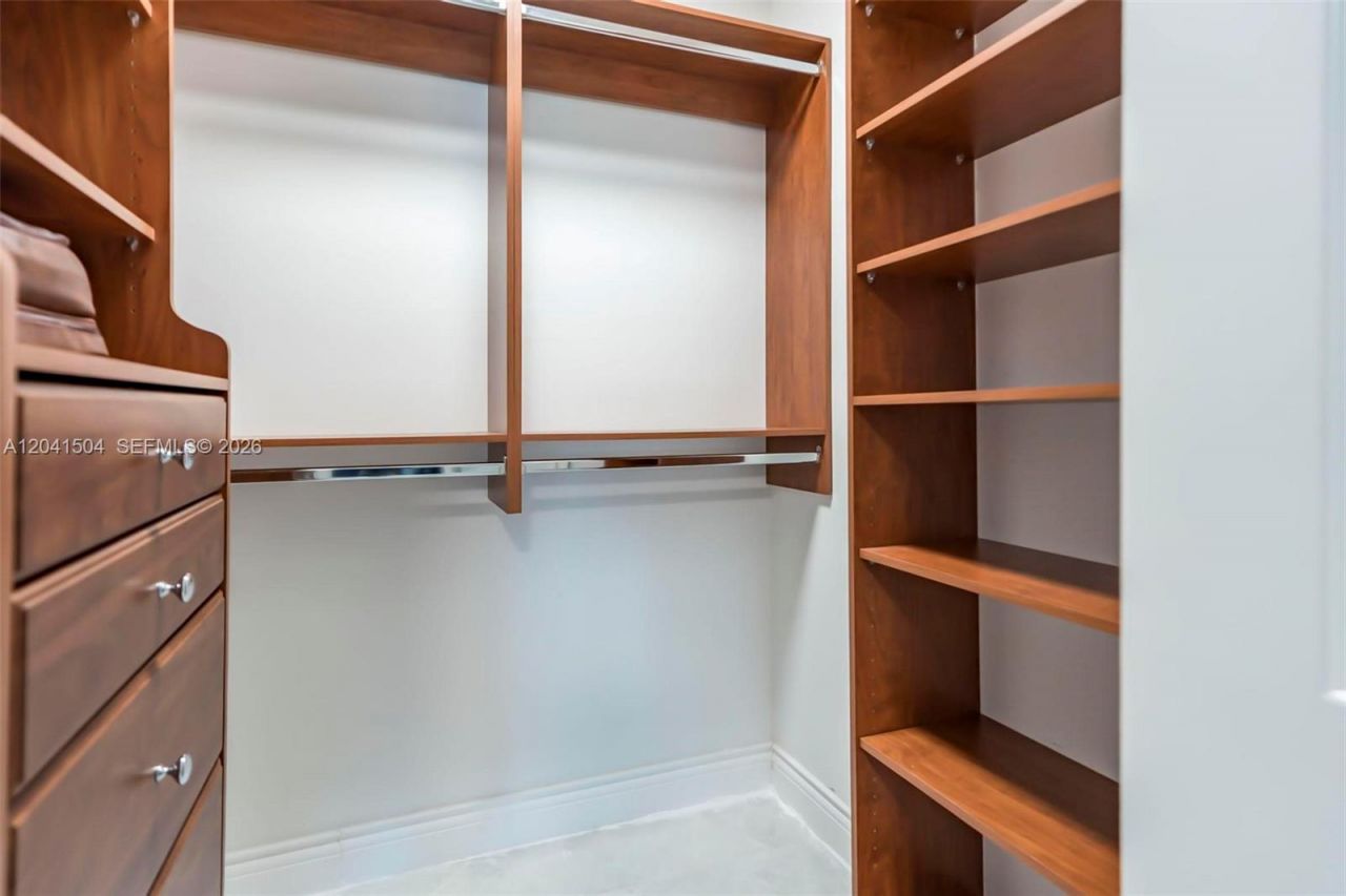 1723 SW 2nd Ave, Unit 607, Miami, FL 33129 Photo