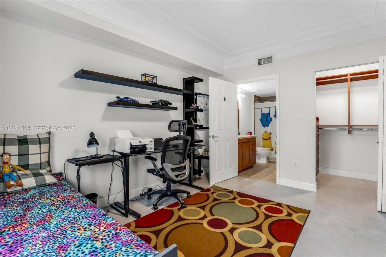 1723 SW 2nd Ave, Unit 607, Miami, FL 33129 Photo