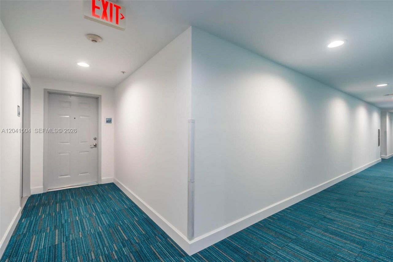 1723 SW 2nd Ave, Unit 607, Miami, FL 33129 Photo