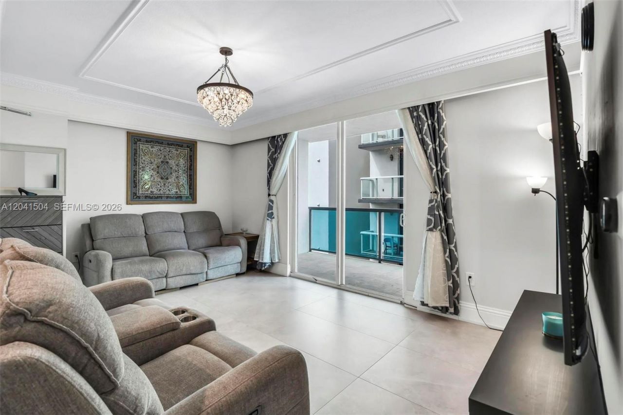 1723 SW 2nd Ave, Unit 607, Miami, FL 33129 Photo