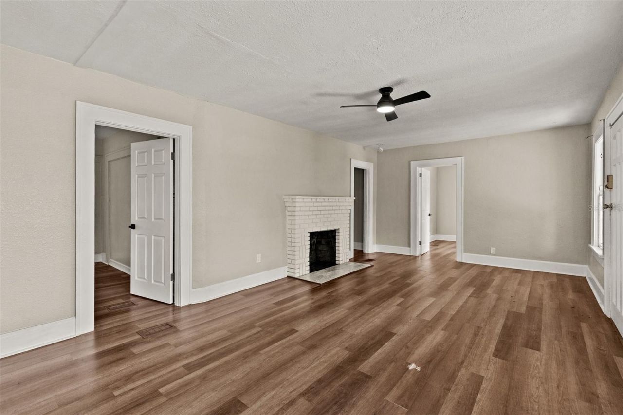2329 7 Street S, Saint Petersburg, FL 33714 Photo
