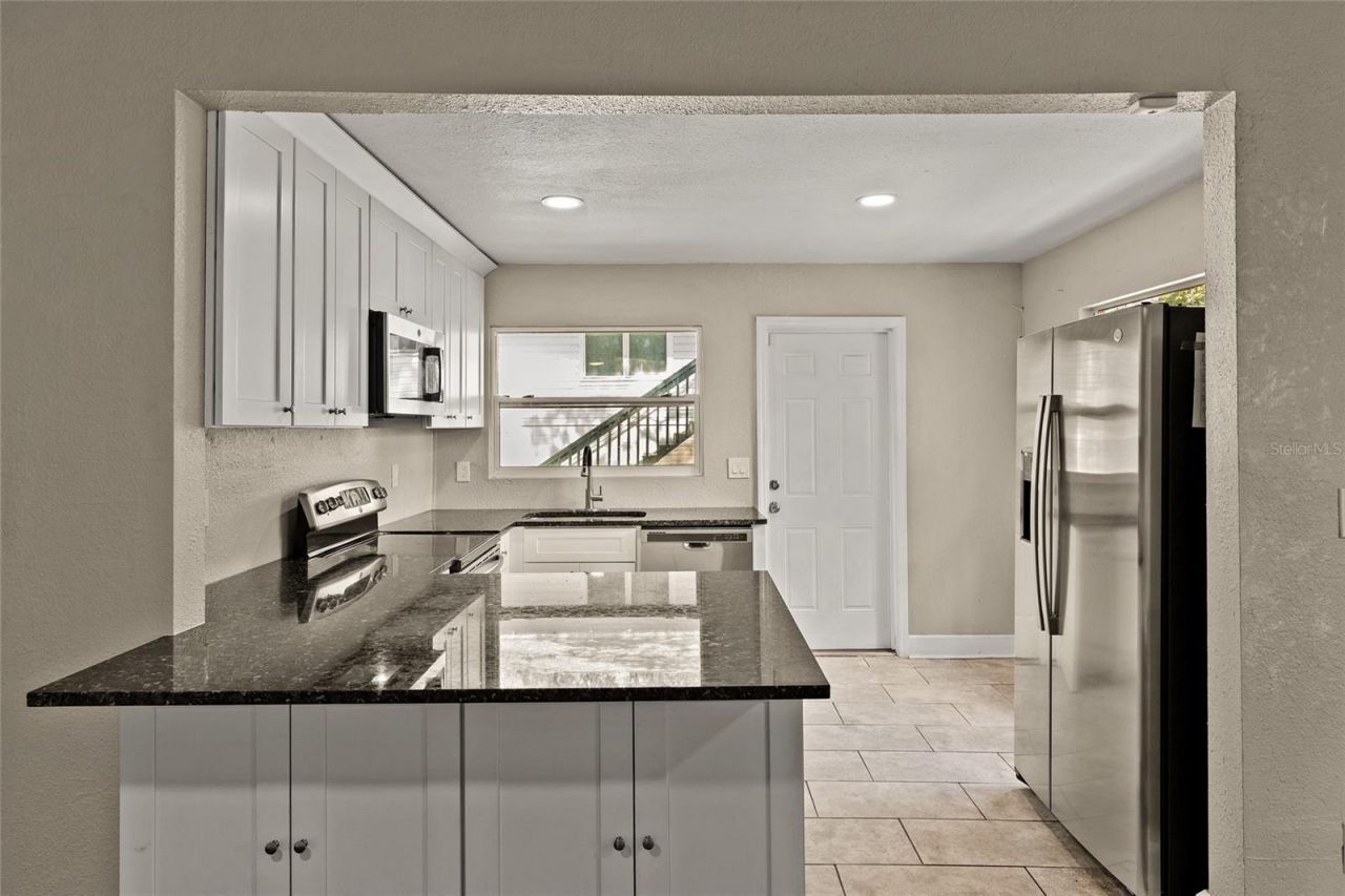 2329 7 Street S, Saint Petersburg, FL 33714 Photo