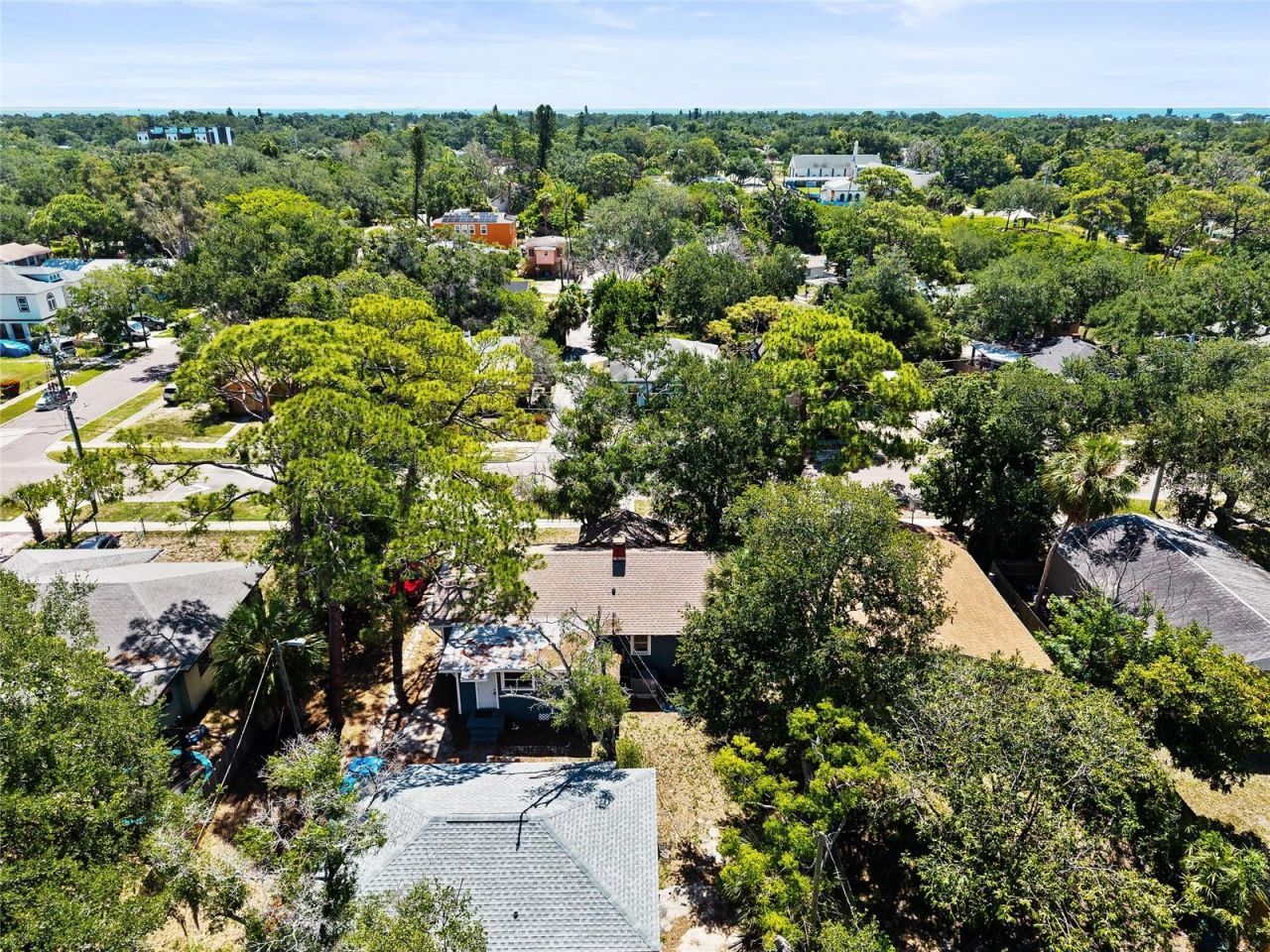 2329 7 Street S, Saint Petersburg, FL 33714 Photo