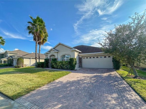 720 PARKMONT PLACE , WINTER GARDEN, FL 34787
