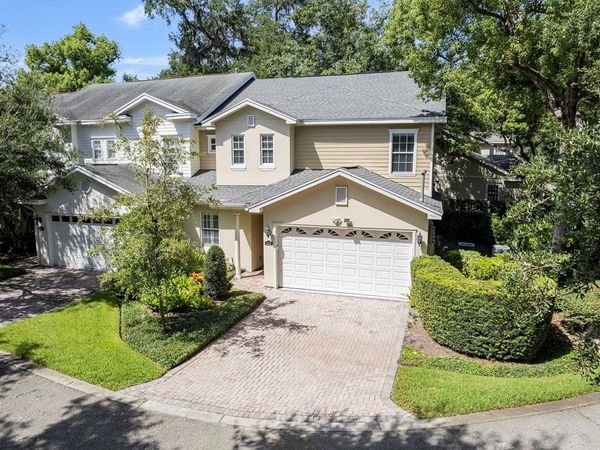 1223 COUNTRY CLUB OAKS CIRCLE , ORLANDO, FL 32804
