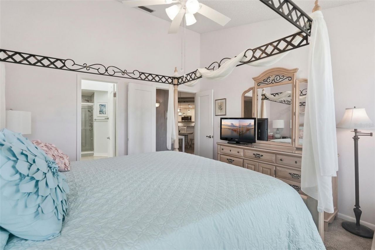6011 Bahia Del Mar Boulevard, Unit 252, Saint Petersburg, FL 33715 Photo