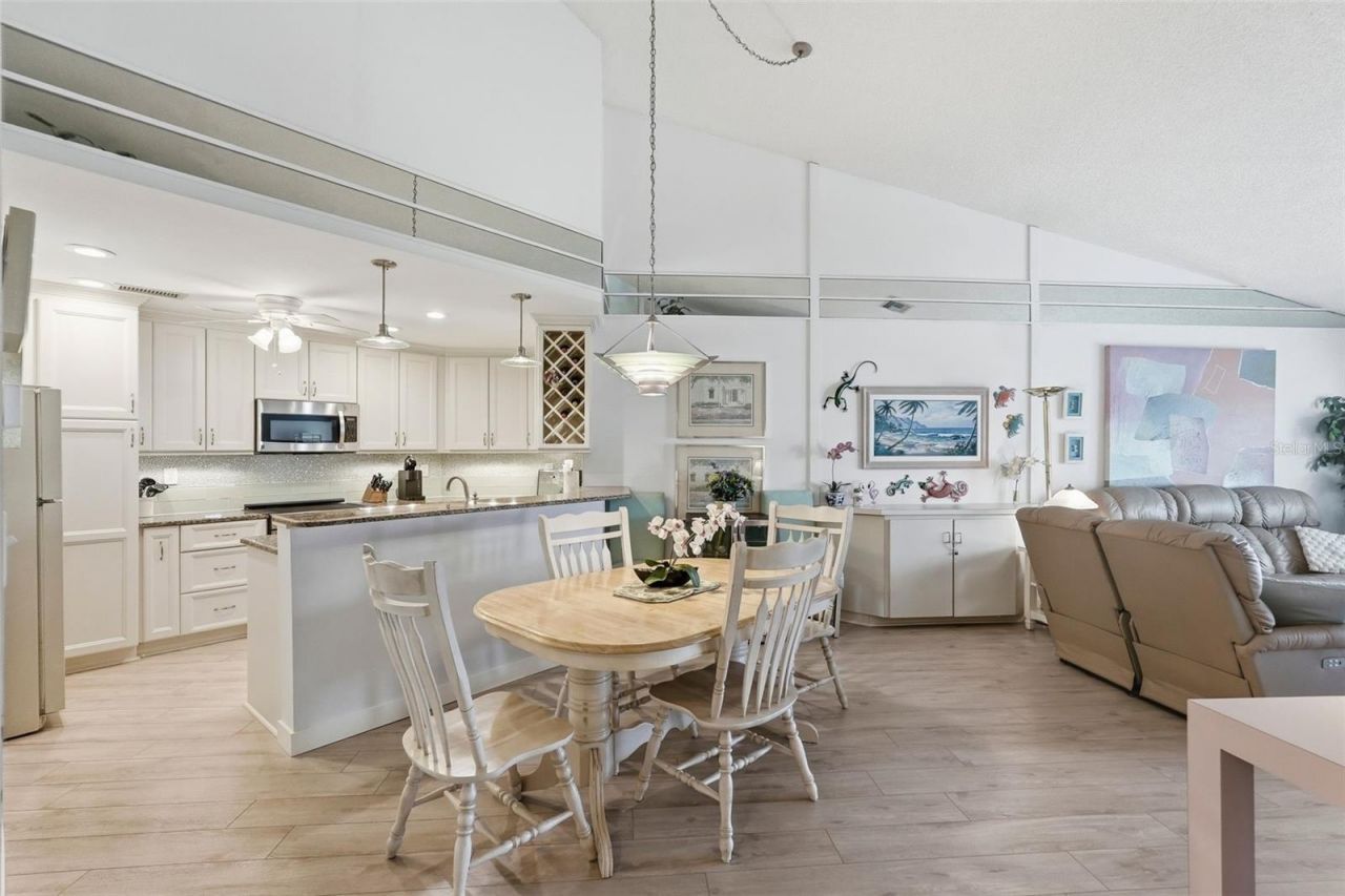 6011 Bahia Del Mar Boulevard, Unit 252, Saint Petersburg, FL 33715 Photo