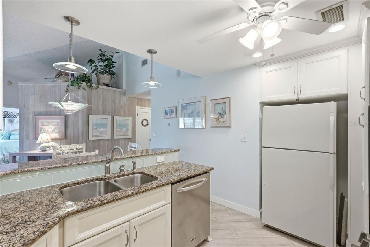 6011 Bahia Del Mar Boulevard, Unit 252, Saint Petersburg, FL 33715 Photo