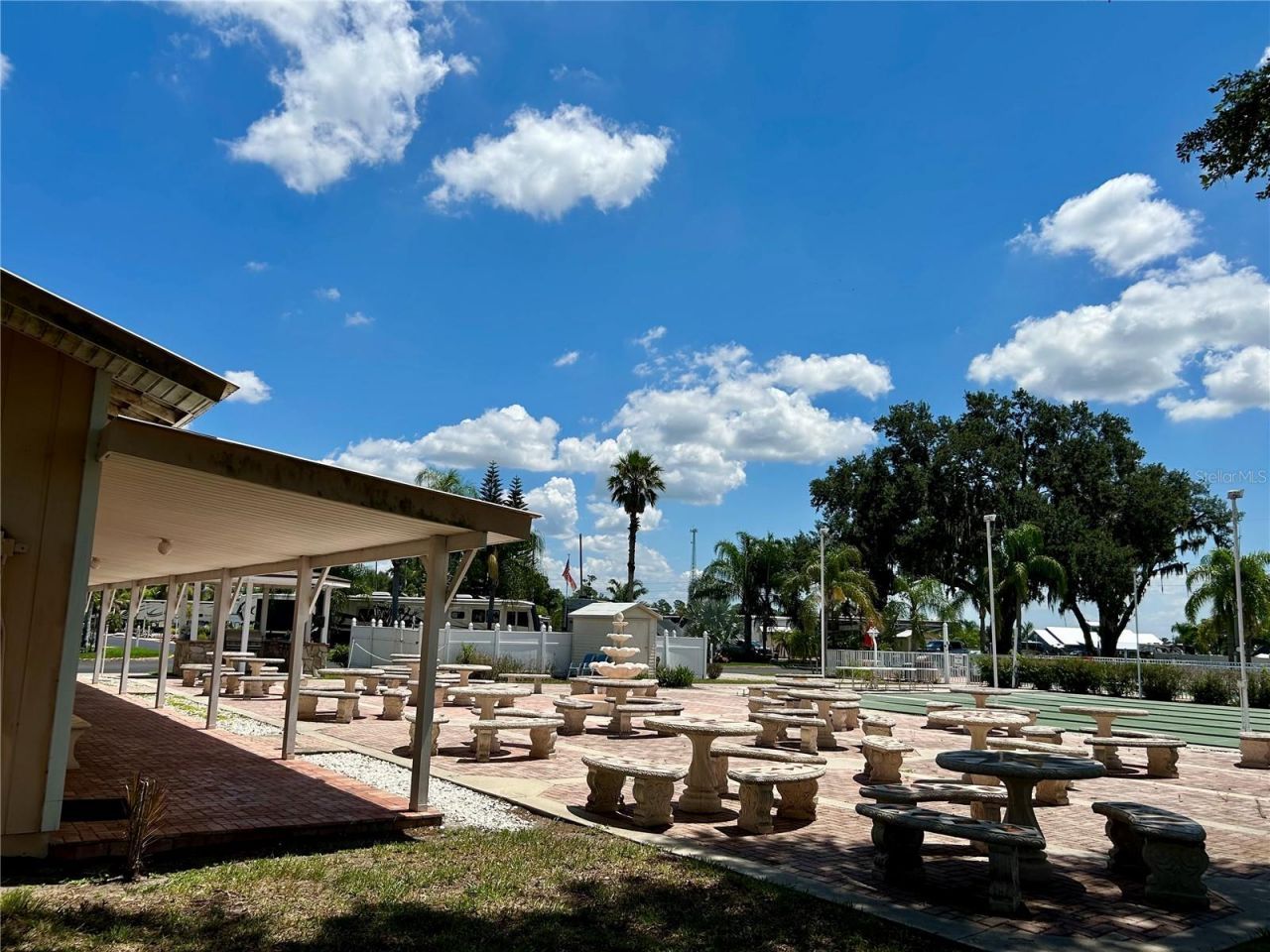 2928 Birdie Drive , Bowling Green, FL 33834 Photo