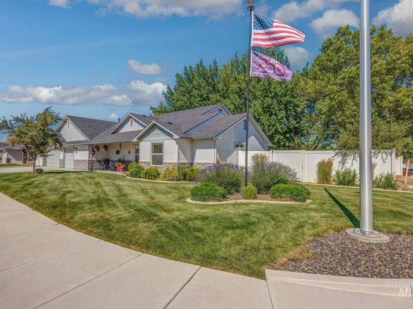 110 Grizzly Drive, Fruitland, ID 83619