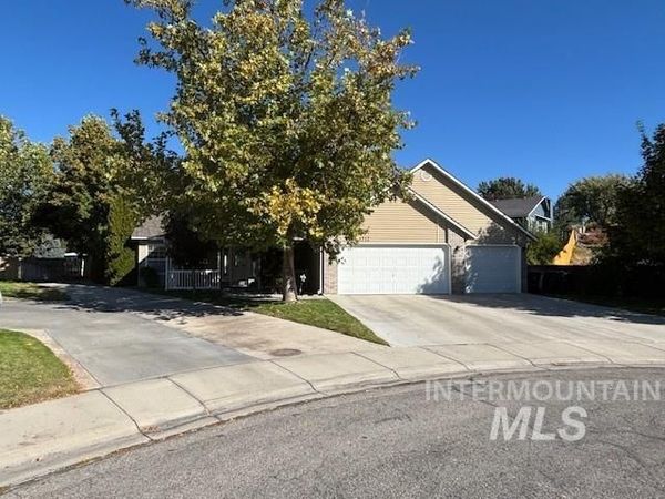 1712 S Marsh Wood Pl, Meridian, ID 83642