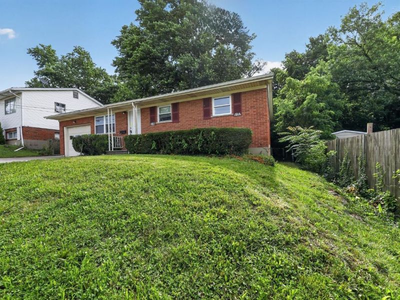 9192 Pippin Road, Colerain Township, OH 45251 Photo 1