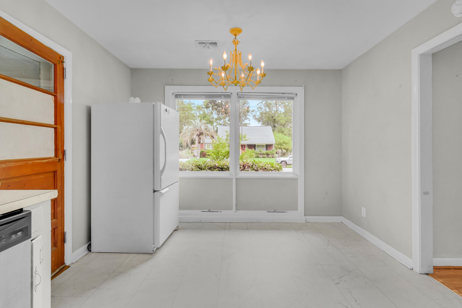 1221 Byron Road Photo 19