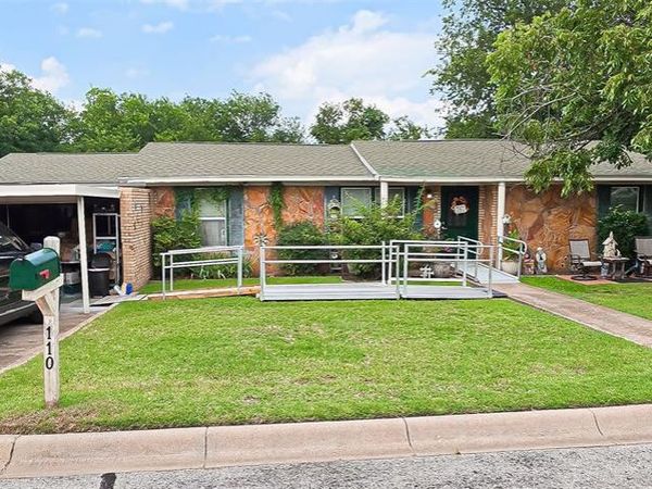 110 N Cherry Lane, Granbury, TX 76048