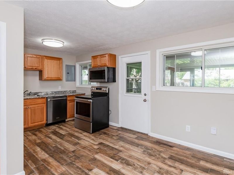 5415 Mangold Drive, Huber Heights, OH 45424 Photo 11