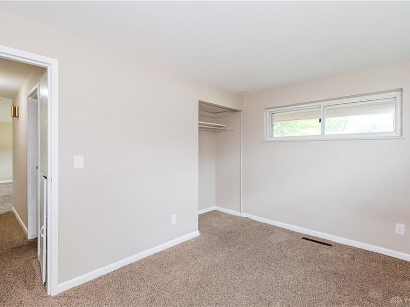 5415 Mangold Drive, Huber Heights, OH 45424 Photo 31
