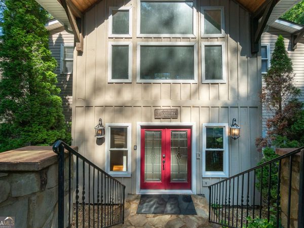 81 Dach Bruecke Gasse, Helen, GA 30545