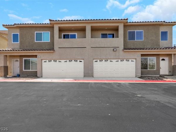 499 Lost Eagle , Henderson, NV 89012