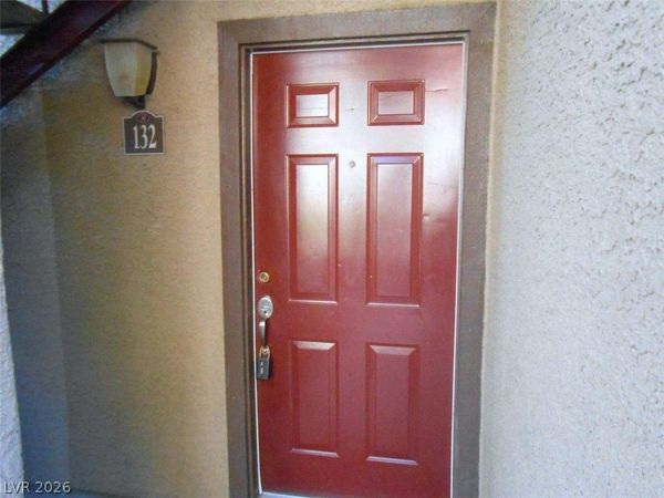9325 W DESERT INN Road , Unit 132, Las Vegas, NV 89117