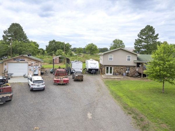 815 Old County Road N , Plainview, AR 72857
