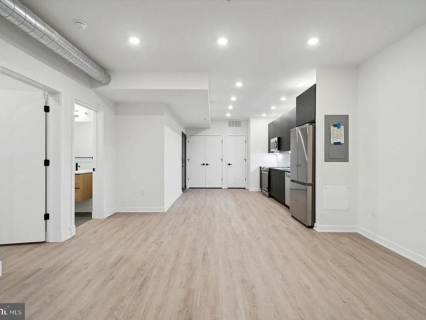 500 00 N 13th Street , Unit 401, Philadelphia, PA 19123 Main Photo