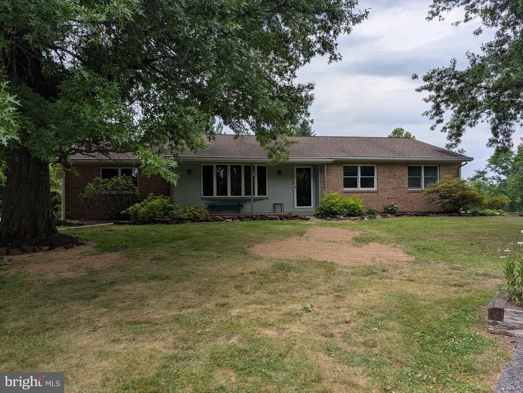1736 BALTIMORE, DILLSBURG, PA 17019