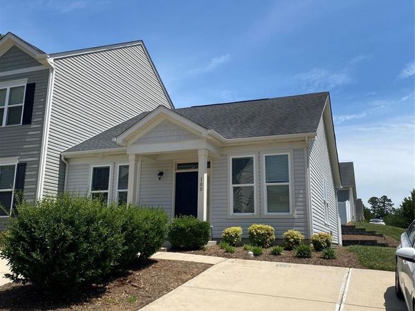 100 N Ferncliff Drive , Mount Holly, NC 28120
