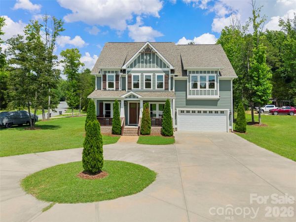 4306 Rolling Acres Road , Charlotte, NC 28213