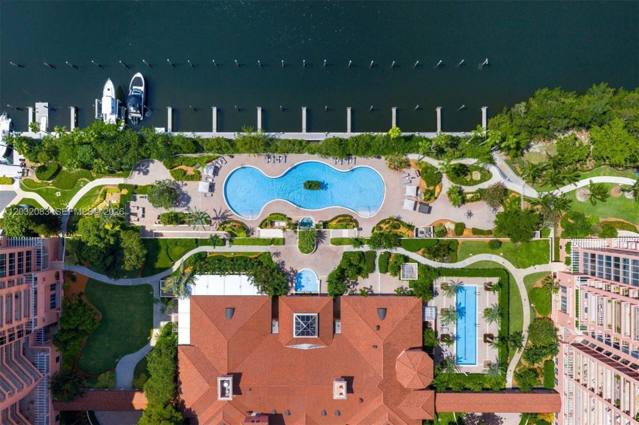60 Edgewater Dr, Unit TS-D, Coral Gables, FL 33133 Photo