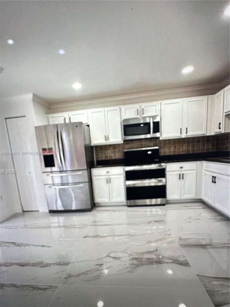 7001 SW 164th Ct , Miami, FL 33193 Photo
