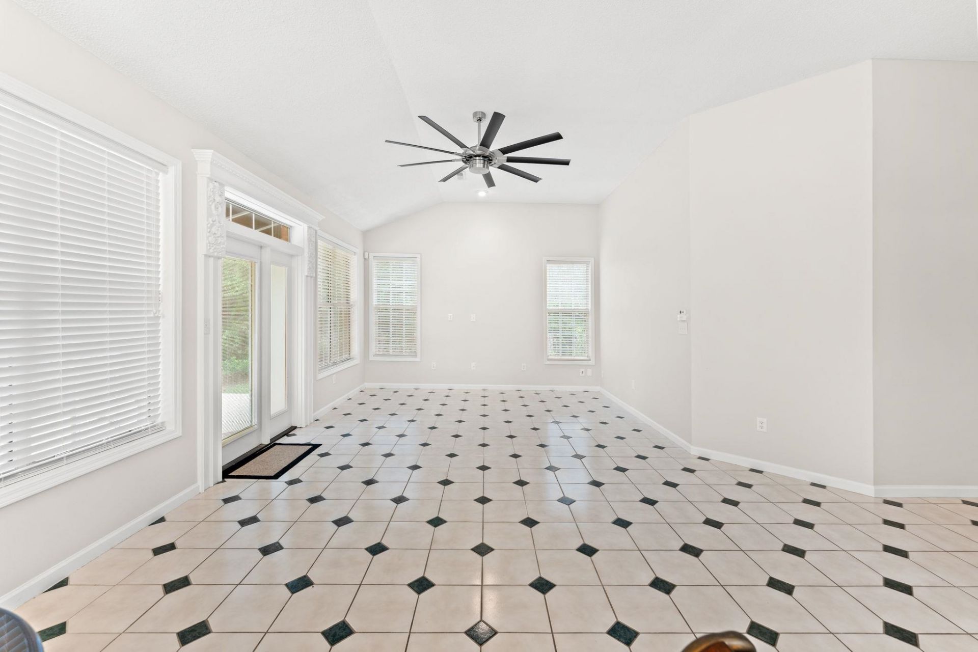 2954 Midiron Ct. Photo 10