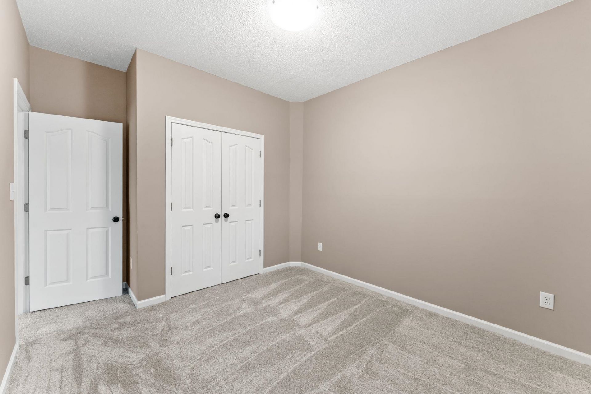 2954 Midiron Ct. Photo 24