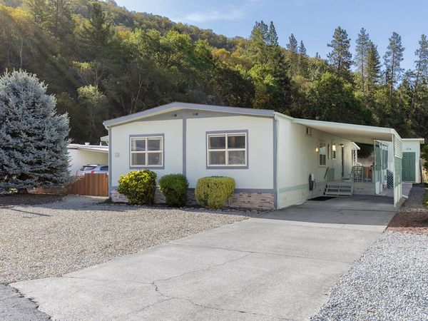 2019 Rogue River Highway, UNIT 13, Gold Hill, OR 97525