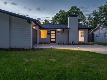 2909 Silverton Drive, Dallas, TX 75229