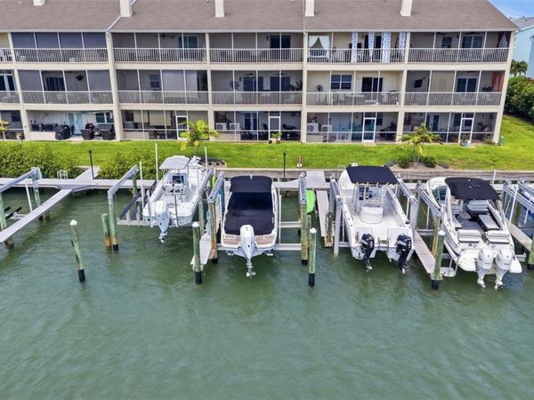 1109 PINELLAS BAYWAY S, Unit 103, TIERRA VERDE, FL 33715