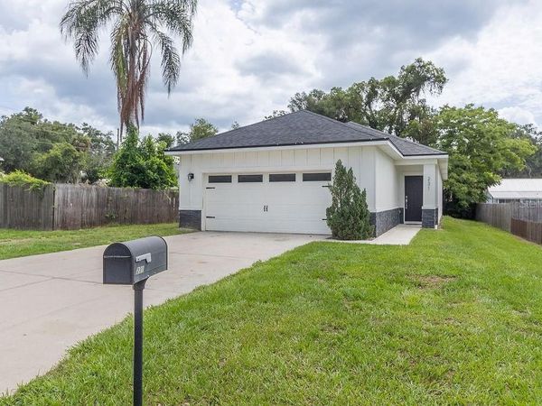 231 N JULIA AVENUE , DELAND, FL 32720