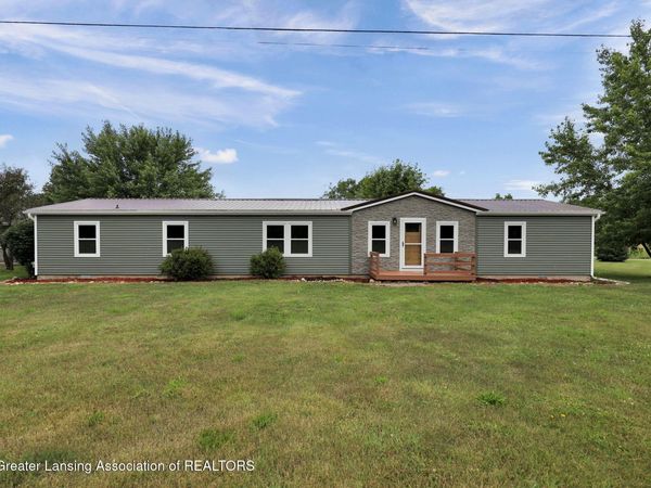 3240 Perrine Road, Rives Junction, MI 49277