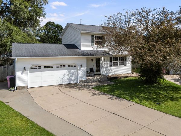 322 Sullivan Drive , Colona, IL 61241