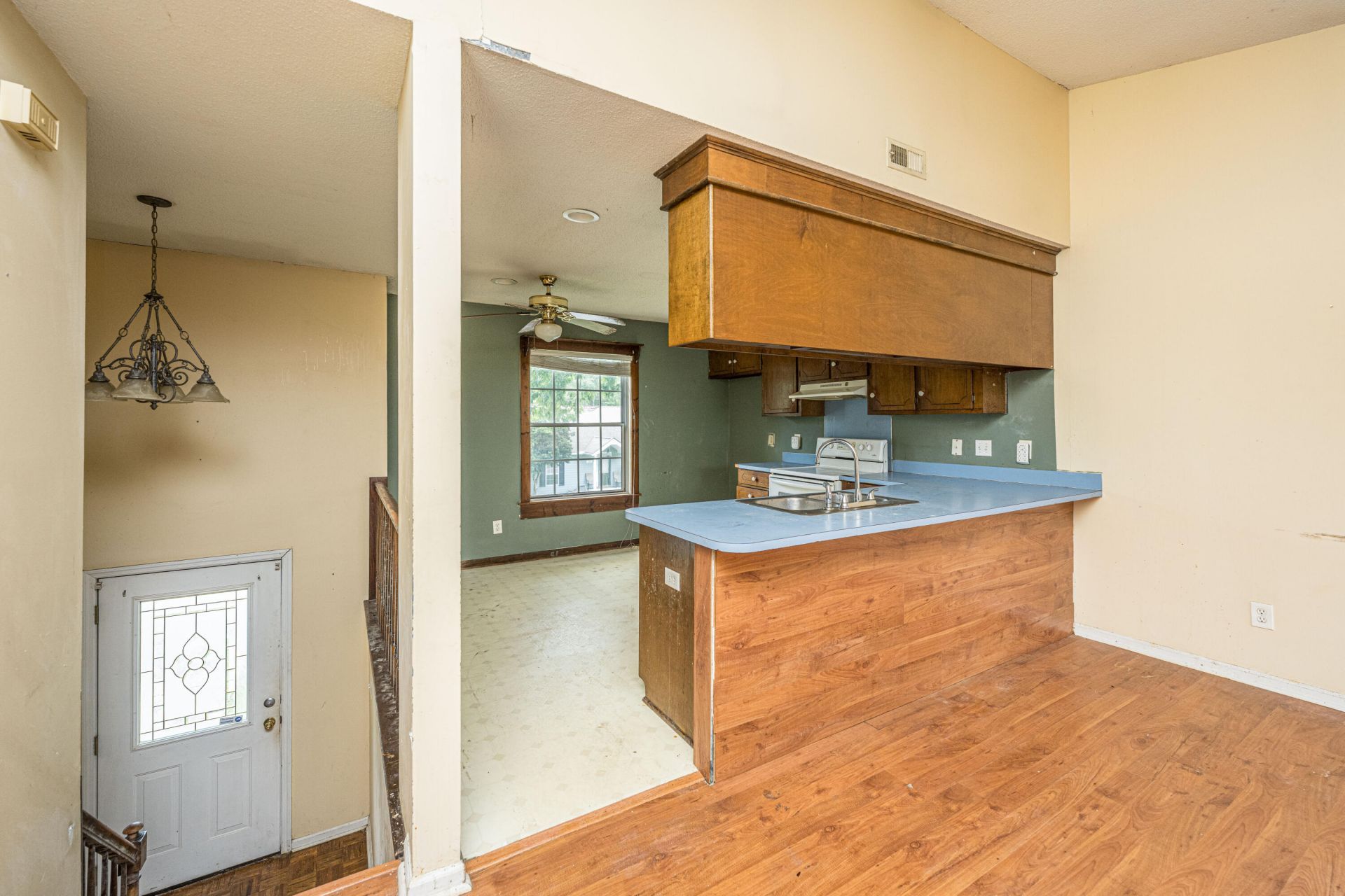 119 Hummingbird Avenue Photo 4