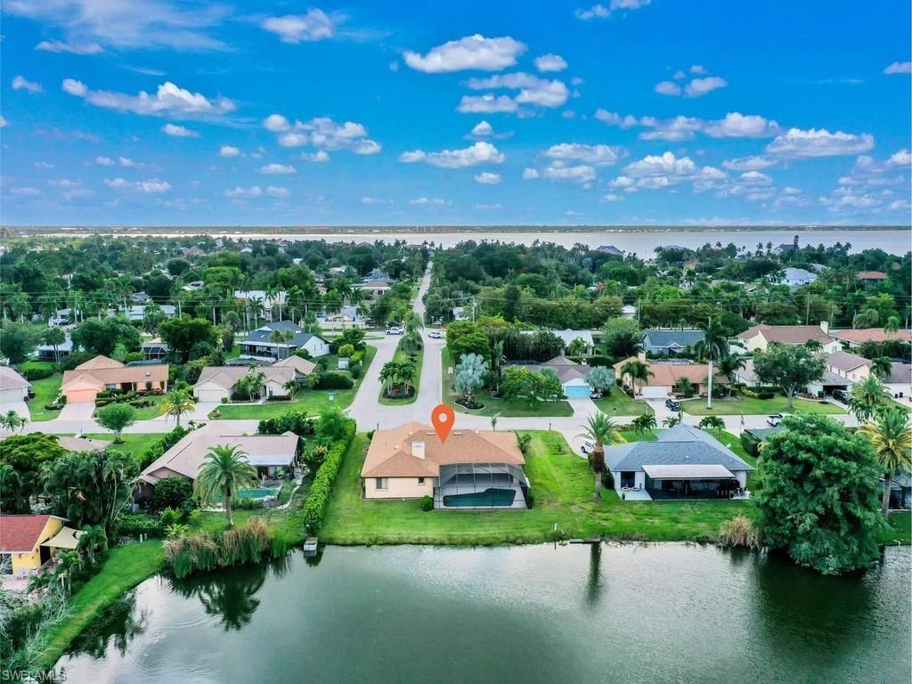 700 Astarias Cir, Fort Myers, FL 33919 Photo