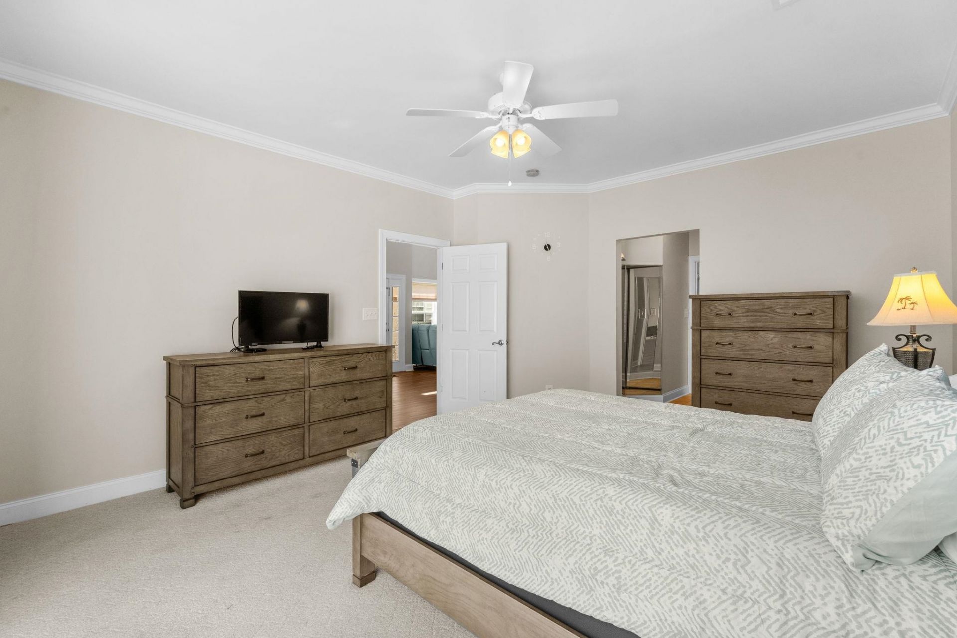4486 Girvan Dr.  Photo 21