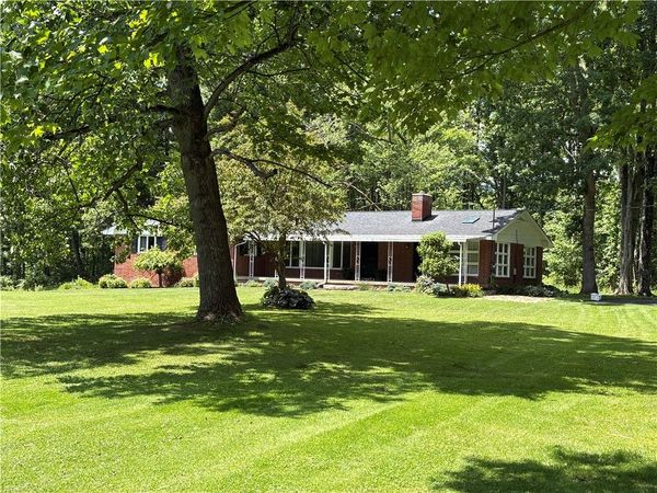 320 Cherry Hill, Greenville, PA 16125