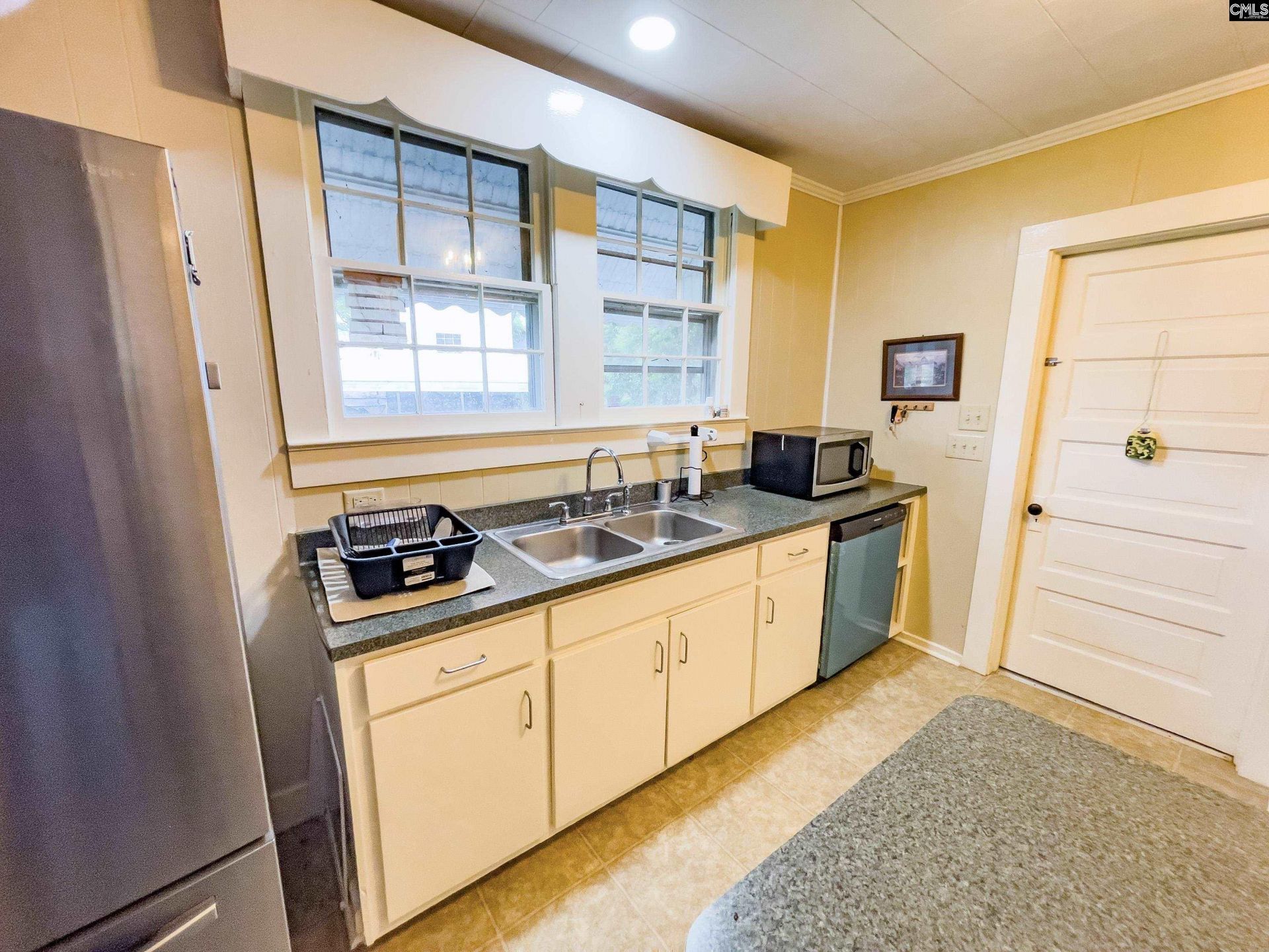 411 Gary Street  Photo 10
