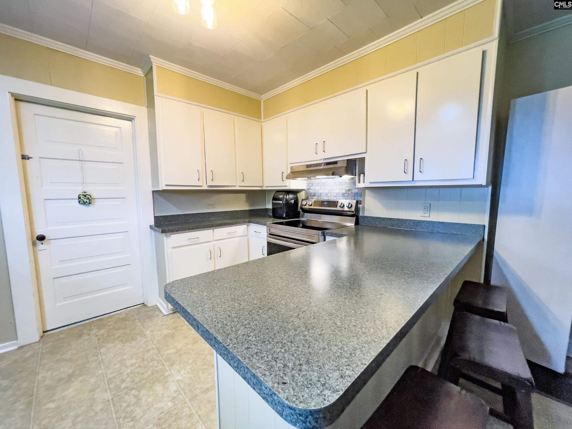 411 Gary Street  Photo 13