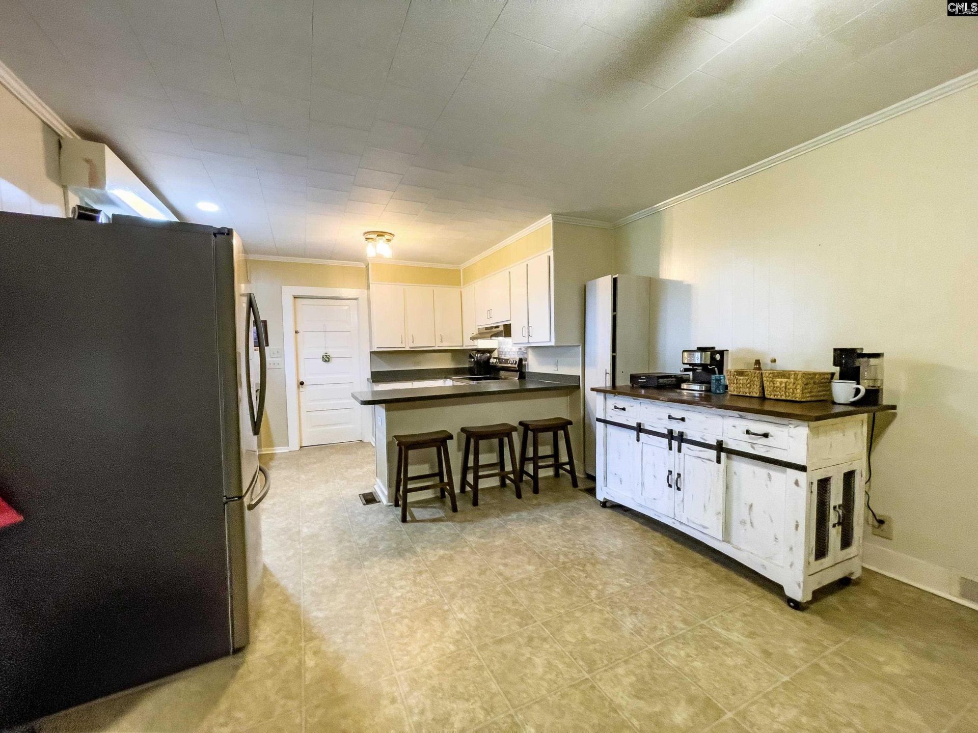411 Gary Street  Photo 8
