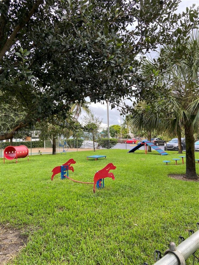 1470 NE 123rd St, Unit A104, North Miami, FL 33161 Photo