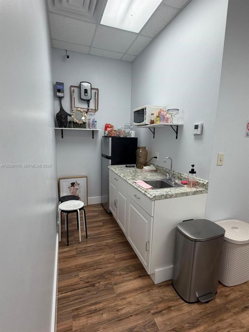 17650 NW 78th Ave, Unit 104, Hialeah, FL 33015 Photo